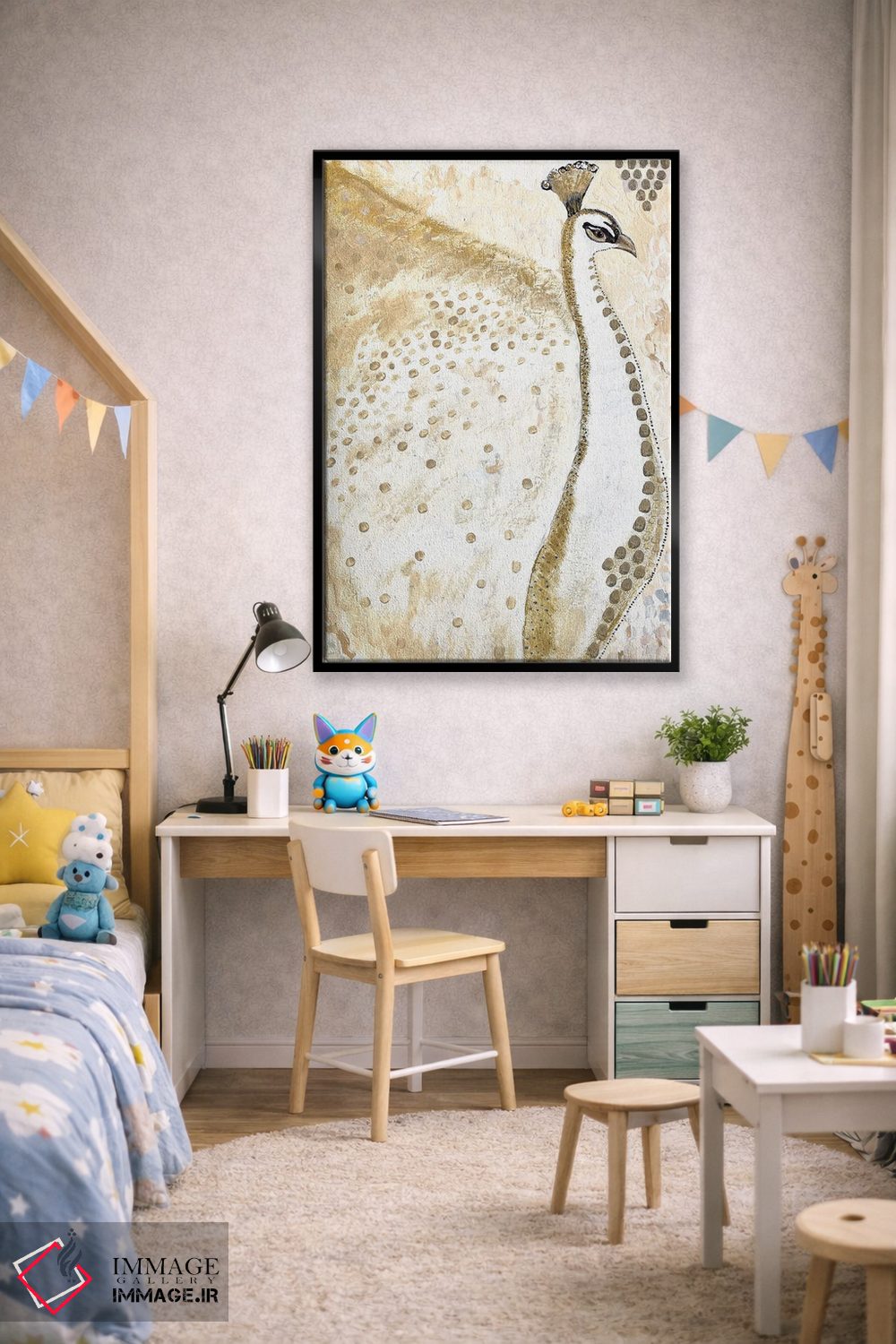 تابلو دکوراتیو طاووس زال طلایی اثر کارن بارسکی - D1B