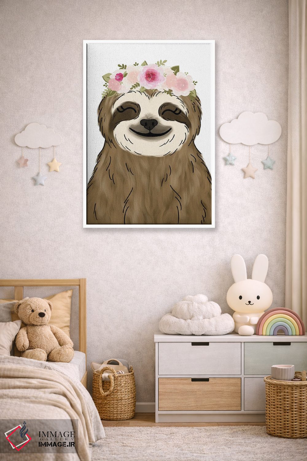 تابلو دکوراتیو تنبل با تاج گل اثر کیتی برایانت - D4W