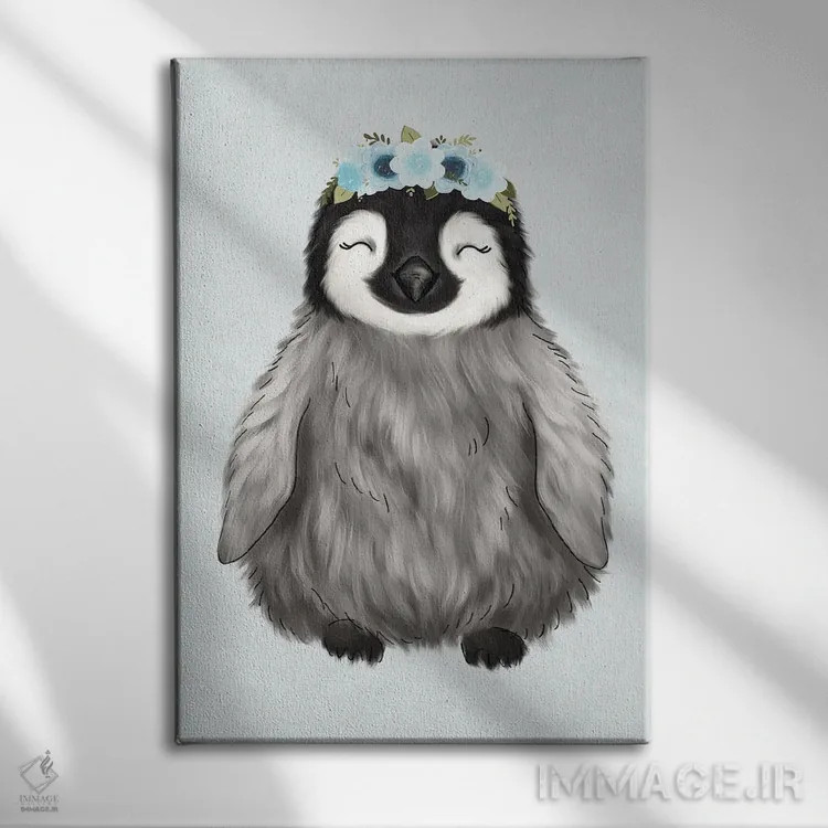 تابلو دکوراتیو پنگوئن نوزاد با تاج گل اثر کیتی برایانت - نمای روبهرو روی دیوار