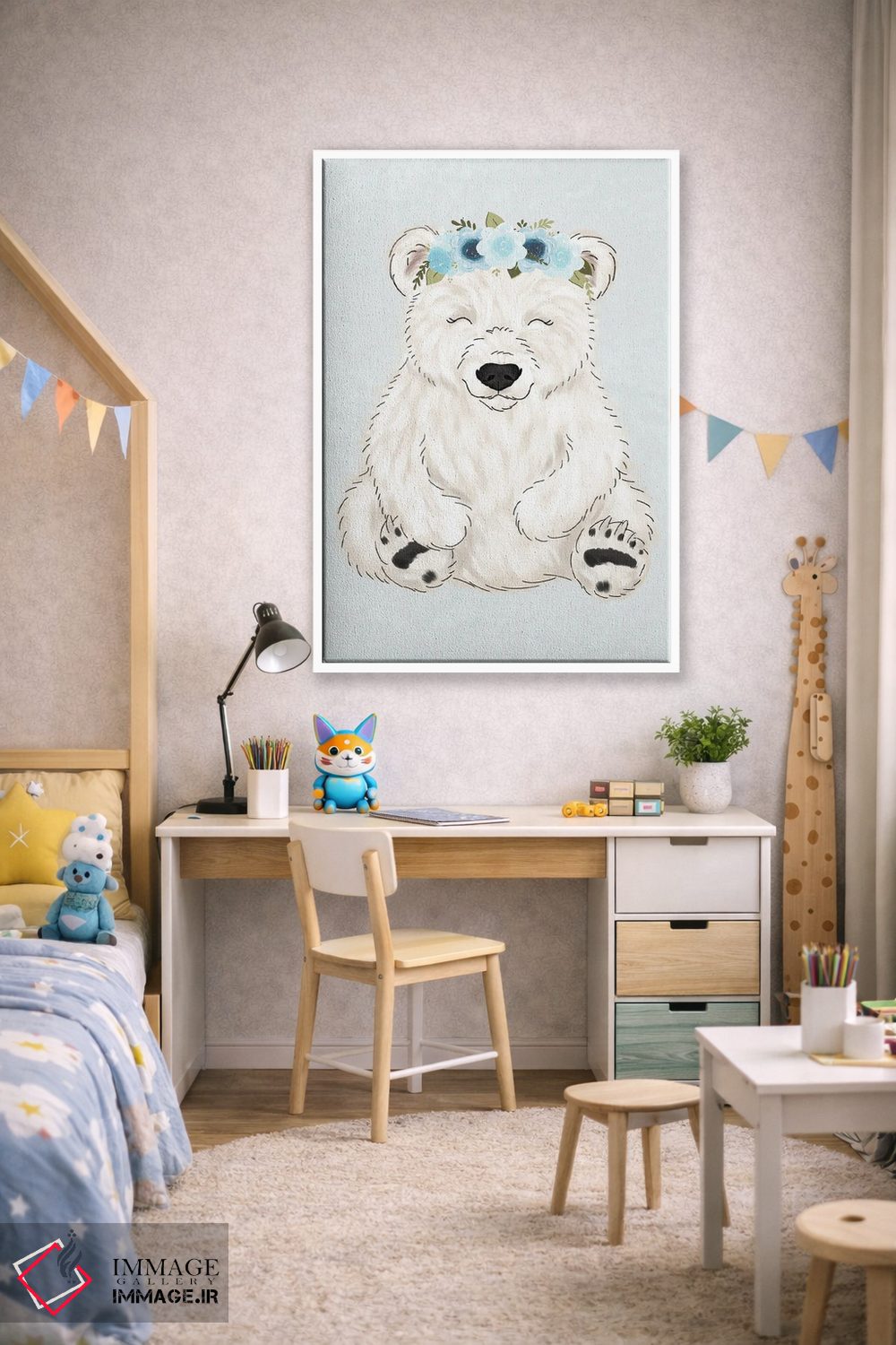 تابلو دکوراتیو خرس قطبی با تاج گل اثر کیتی برایانت - D2W