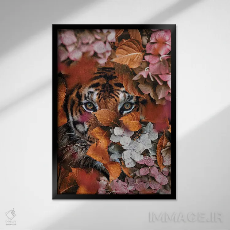 تابلو دکوراتیو هر بار عاشق می شوم اثر کارن کانتوک - نمای قابدار مشکی