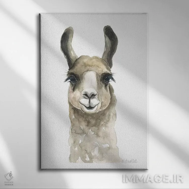 تابلو دکوراتیو لامای قهوه ای اثر کیرستن دیل - نمای روبهرو روی دیوار