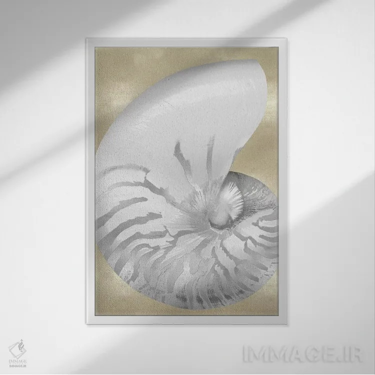 تابلو دکوراتیو صدف مرواریدی نقره ای روی طلا III اثر کارولین کلی - نمای قابدار سفید