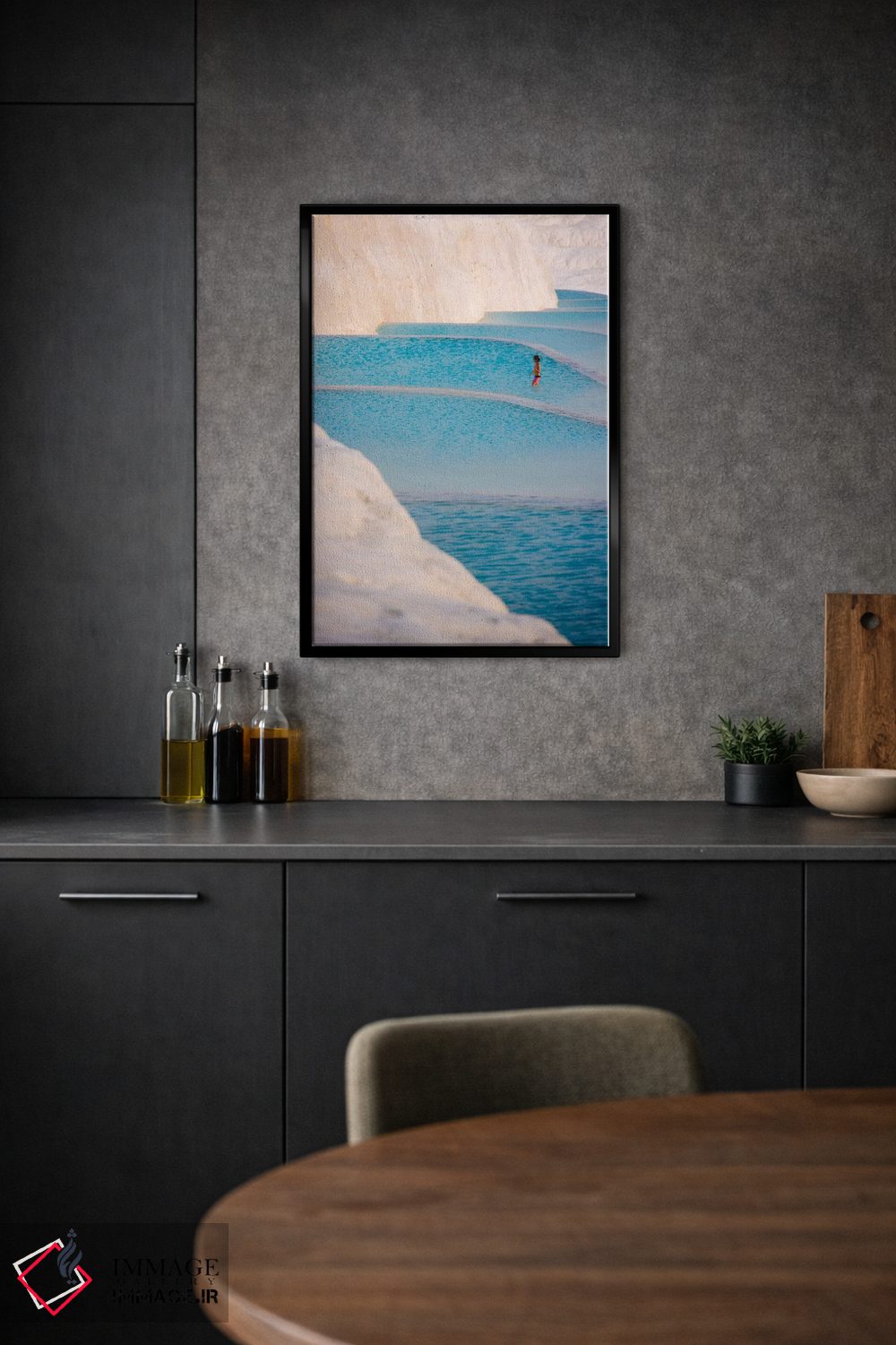 تابلو دکوراتیو دختر جوان روی تراورتن های پاموکاله، ترکیه اثر کرن سو - D2B