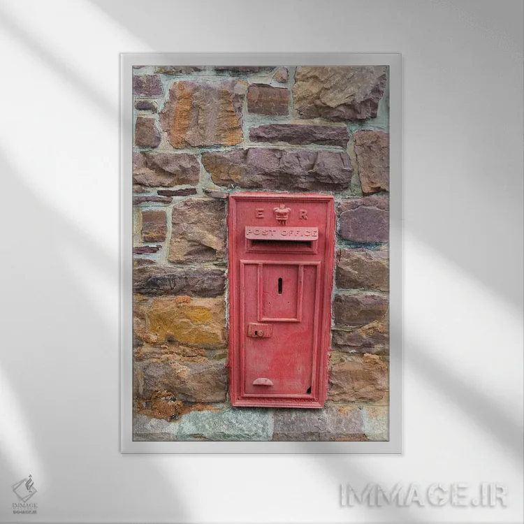 تابلو دکوراتیو Simon's Town, South Africa,صندوق پستی در شهر قدیمی، سایمونز تاون… اثر کرن سو - نمای قابدار سفید