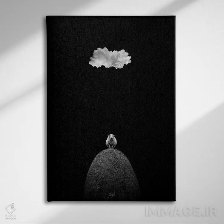 تابلو دکوراتیو گوسفند نورانی اثر کاترین فدرر - نمای روبهرو روی دیوار