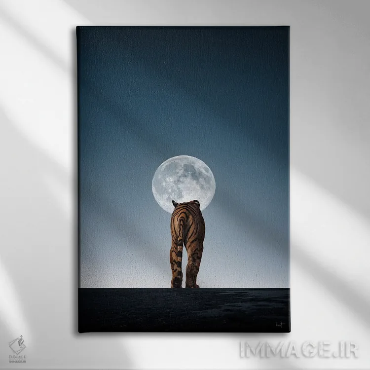 تابلو دکوراتیو تنها اثر کاترین فدرر - نمای روبهرو روی دیوار