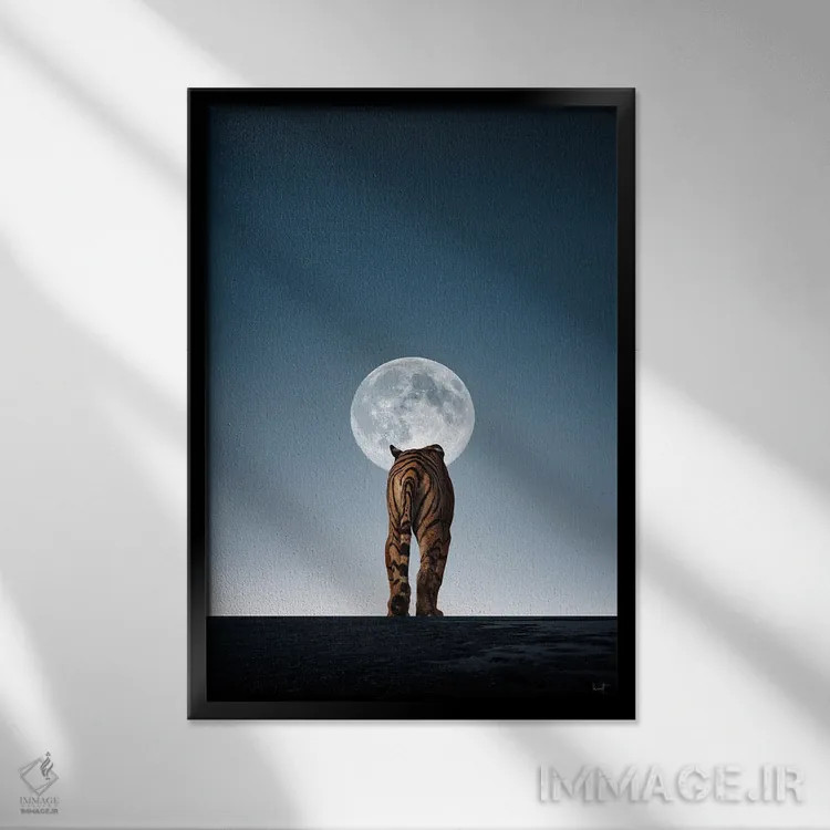 تابلو دکوراتیو تنها اثر کاترین فدرر - نمای قابدار مشکی