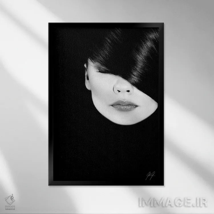 تابلو مینیمال سکوت اثر کاترین فدرر - نمای قابدار مشکی