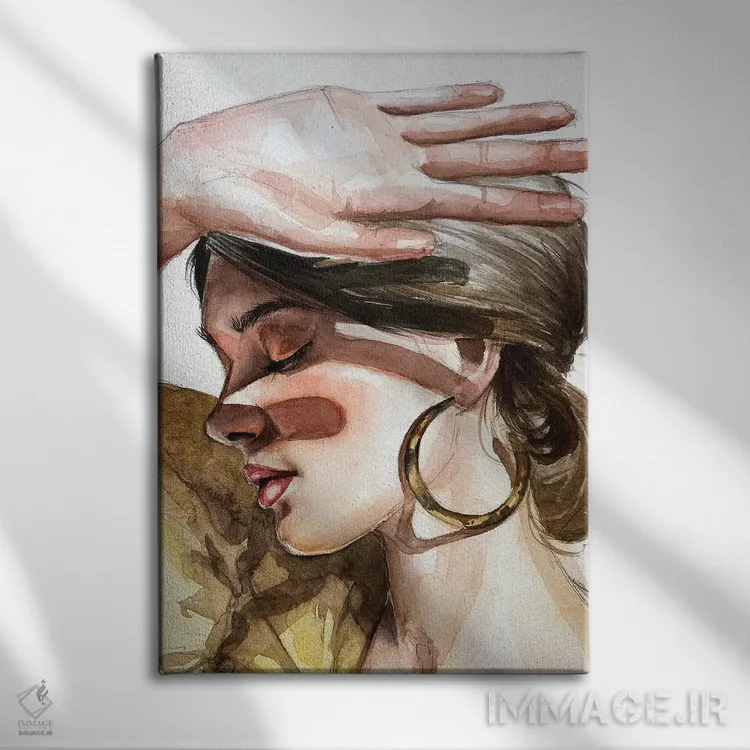 تابلو دکوراتیو زنانه اثر کایرا بالان - نمای روبهرو روی دیوار
