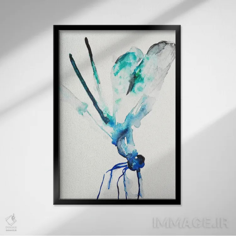 تابلو دکوراتیو سنجاقک آبی و سبز اثر کارین یوهانسون - نمای قابدار مشکی