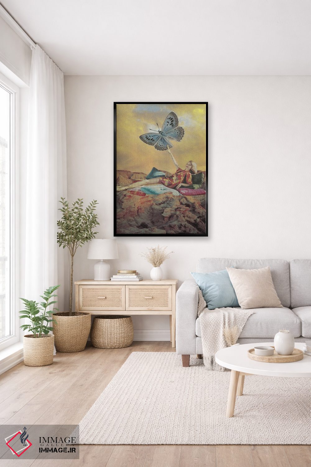 تابلو دکوراتیو دور از دسترس اثر کیکی سی لندن - D5B