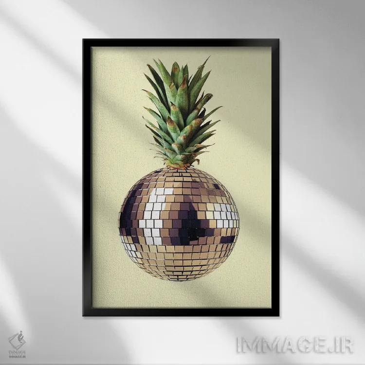 تابلو مینیمال مهمانی آناناس اثر کیکی سی لندن - نمای قابدار مشکی