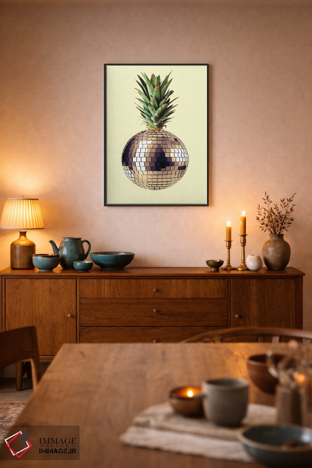 تابلو مینیمال مهمانی آناناس اثر کیکی سی لندن - D6B