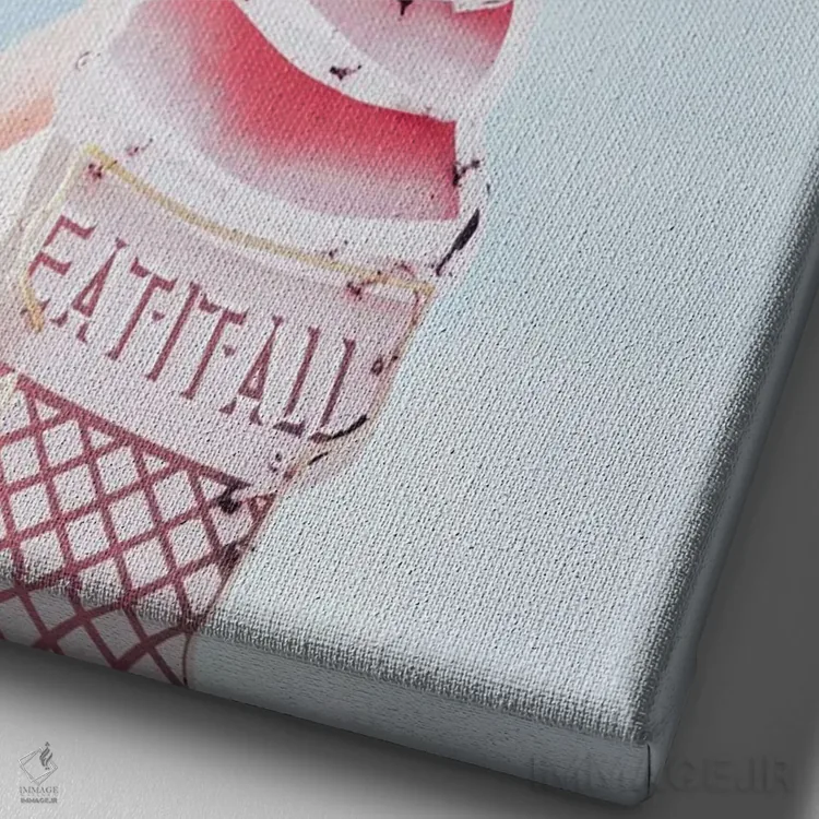 تابلوی بستنی قیفی صورتی اثر کارن منداو - نمای نزدیک بافت بوم