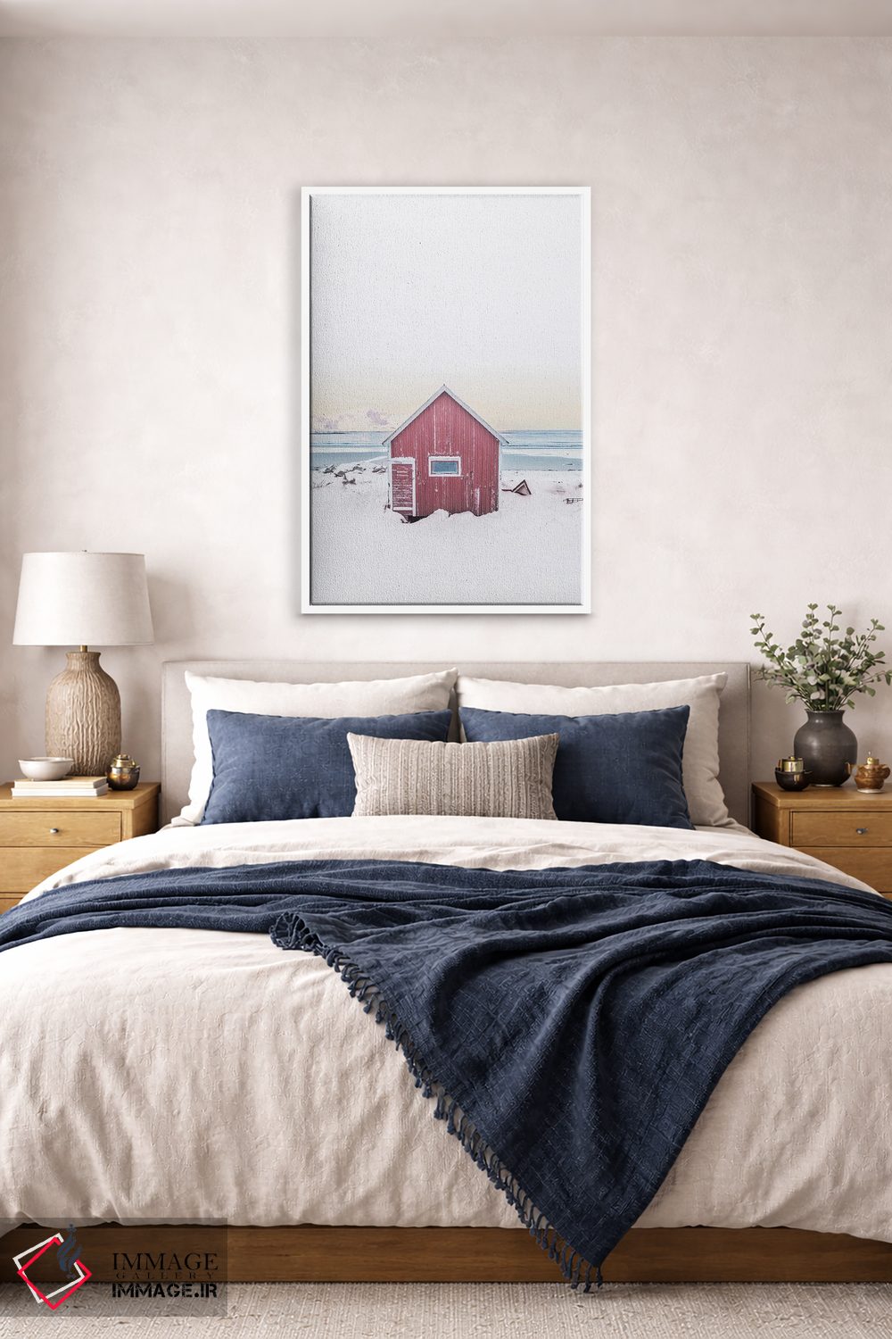 تابلو دکوراتیو کلبه اسکانباوراویایی صورتی اثر کارن منداو - D6W