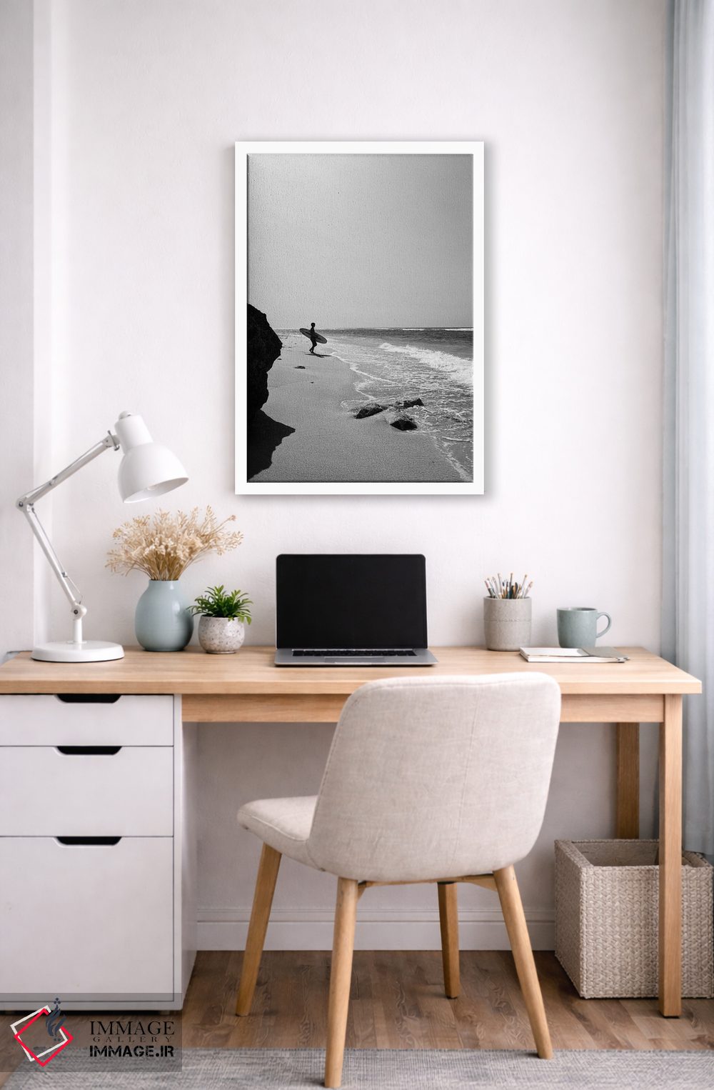 تابلو دکوراتیو موج سوار در ساحل اثر کارن منداو - D4W