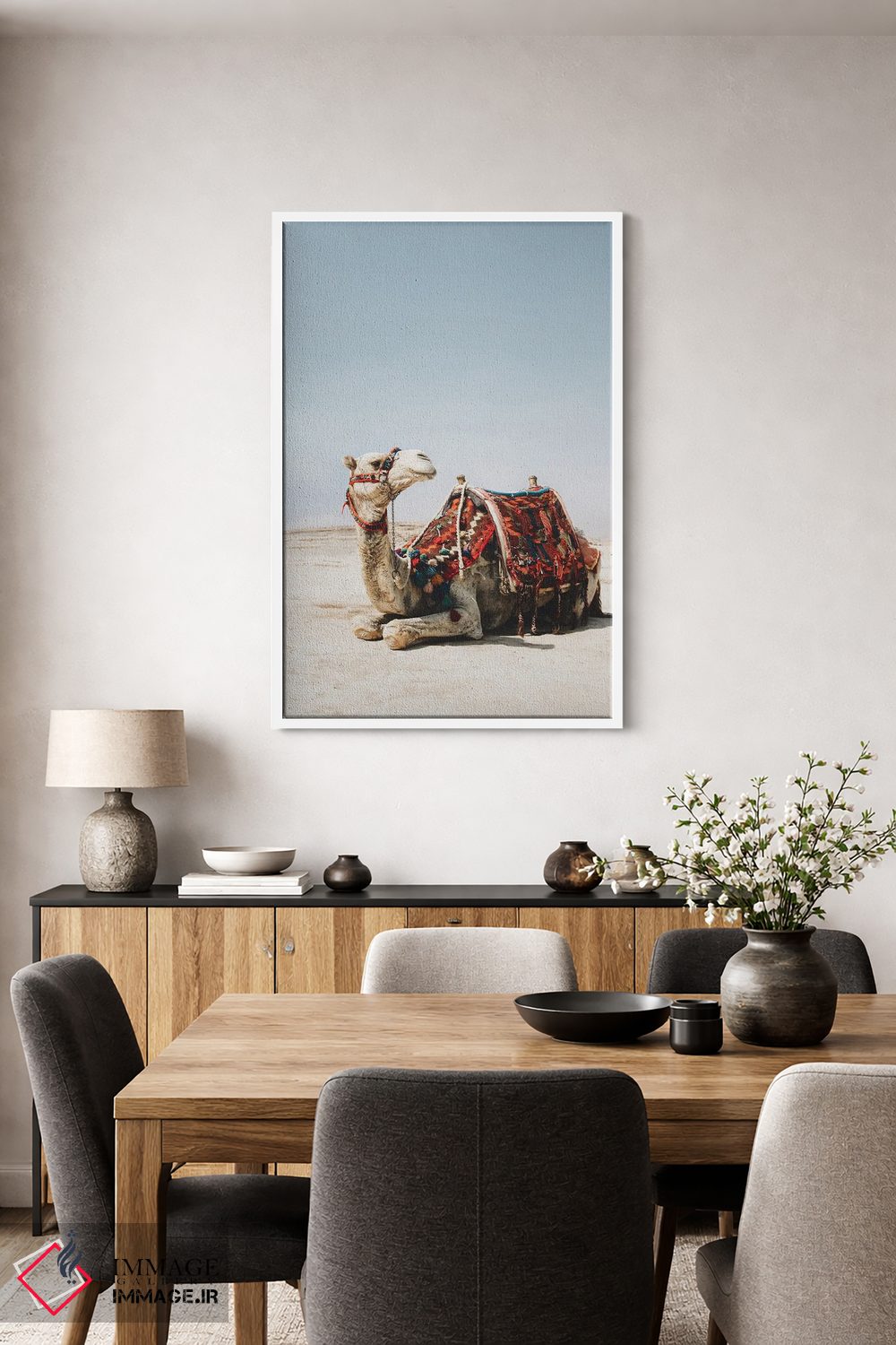 تابلو دکوراتیو شتر سفید اثر کارن منداو - D3W