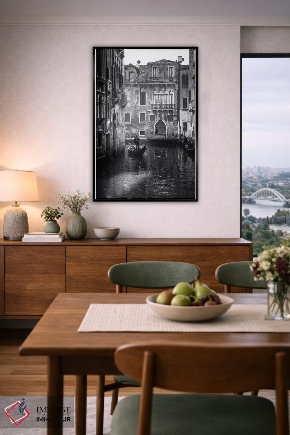 تابلو دکوراتیو کانال ونیز با گوندولا سیاه و سفید اثر کارن منداو - D6B
