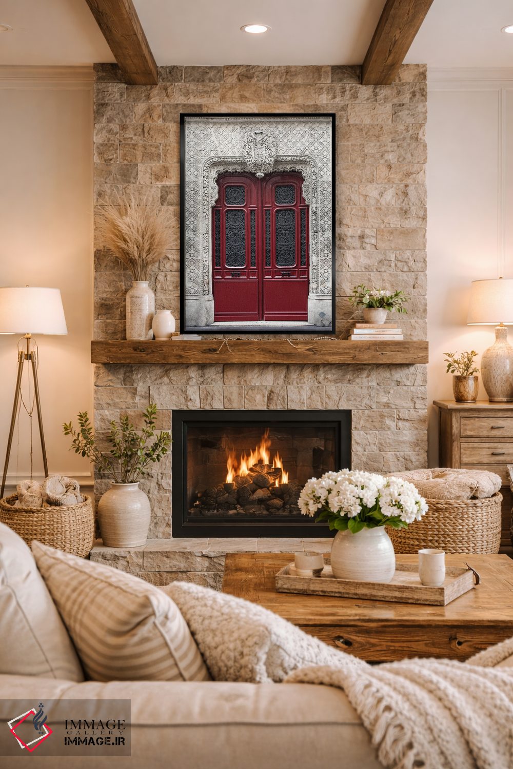 تابلو دکوراتیو در قرمز پاریسی اثر کارن منداو - D1B