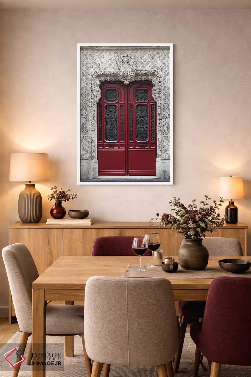 تابلو دکوراتیو در قرمز پاریسی اثر کارن منداو - D6W