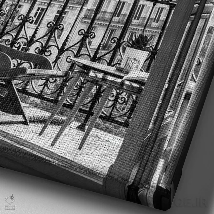 تابلو دکوراتیو نمای برج ایفل از بالکن پاریس اثر کارن منداو - نمای نزدیک بافت بوم