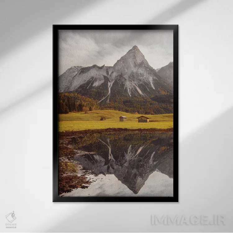 تابلو دکوراتیو دریاچه کوهستانی در اتریش اثر کارن منداو - نمای قابدار مشکی