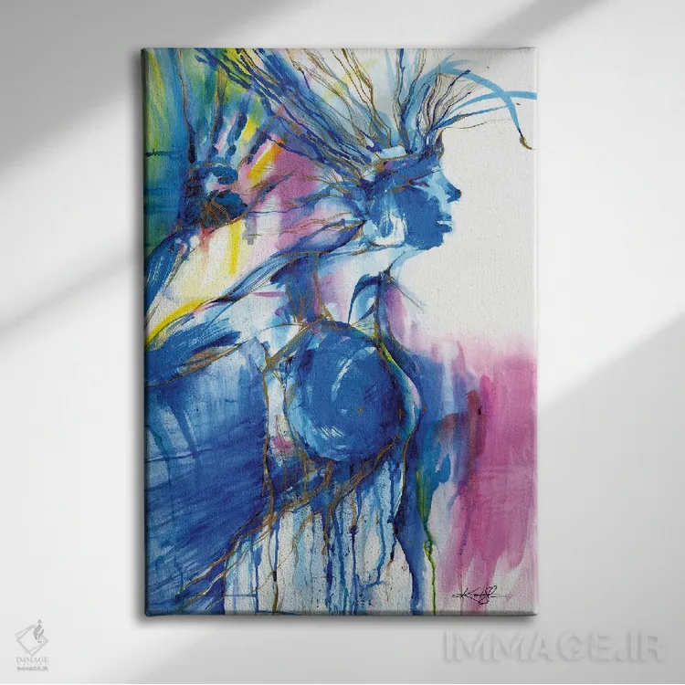 تابلو دکوراتیو زن آبی اثر کتی مورتون استنیون - نمای روبهرو روی دیوار