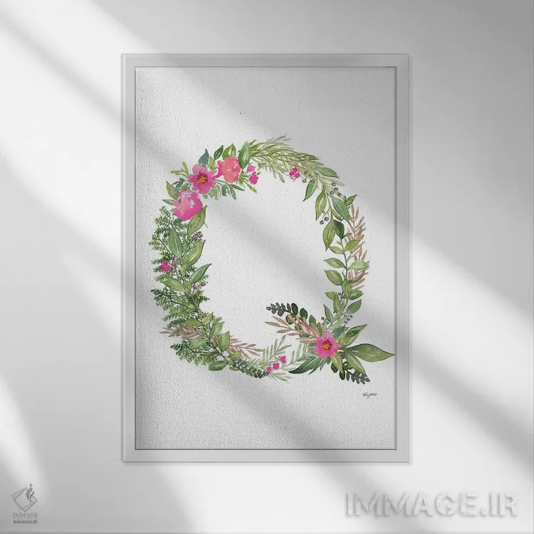 تابلو دکوراتیو حرف Q گیاهی اثر کلسی مک نت - نمای قابدار سفید