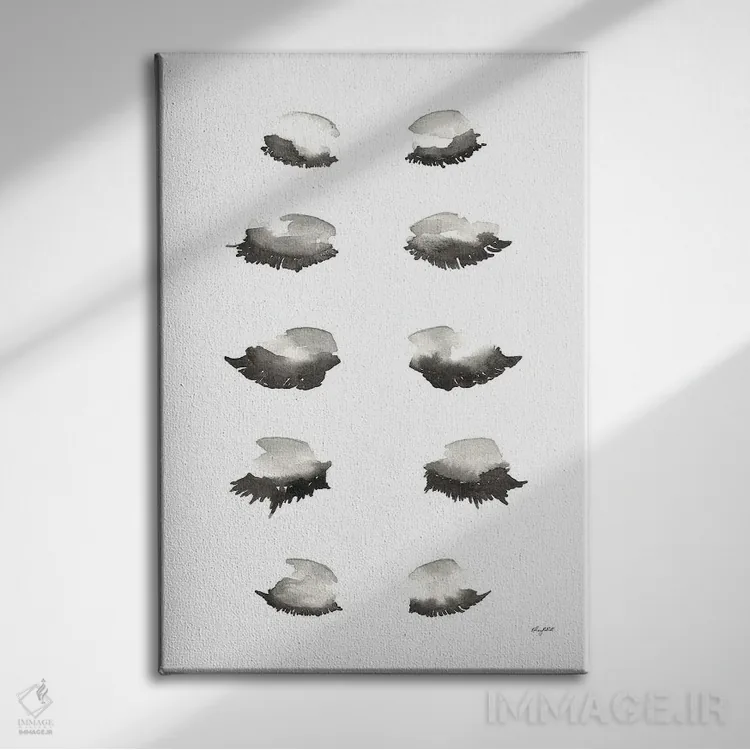 تابلو مینیمال ضربه زدن مژه اثر کلسی مک نت - نمای روبهرو روی دیوار