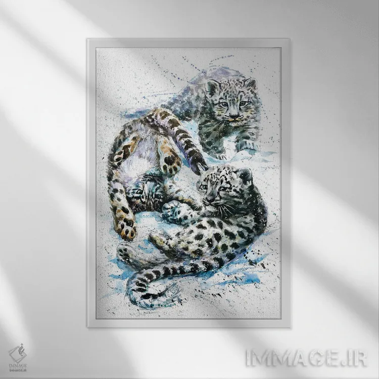 تابلو دکوراتیو پلنگ های برفی کوچک اثر کنستانتین کالینین - نمای قابدار سفید