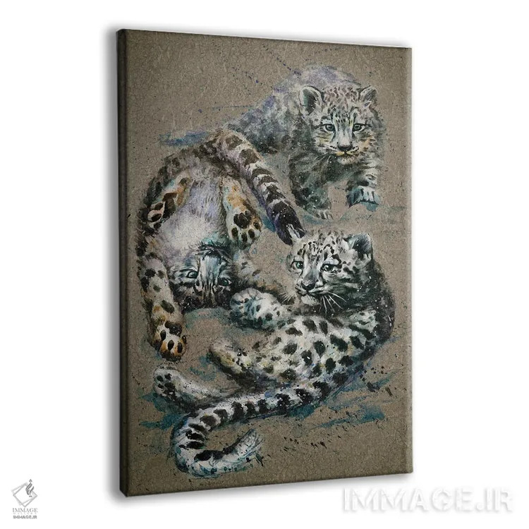تابلو دکوراتیو بچه پلنگ های برفی اثر کنستانتین کالینین - نمای پرسپکتیو محصول