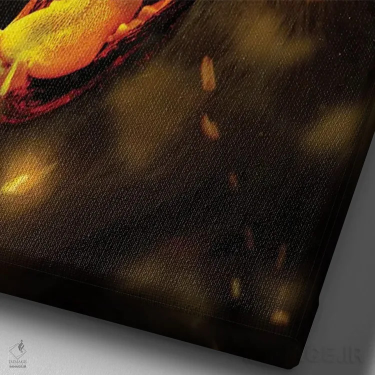 تابلو دکوراتیو شیر طلایی اثر میلوش کارانوویچ - نمای نزدیک بافت بوم