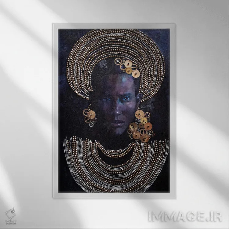 تابلو دکوراتیو ملکه رازآلود اثر کاترینا بورتسووا - نمای قابدار سفید