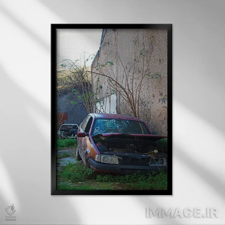 تابلو دکوراتیو ماشین قدیمی اثر کاترینا بورتسووا - نمای قابدار مشکی