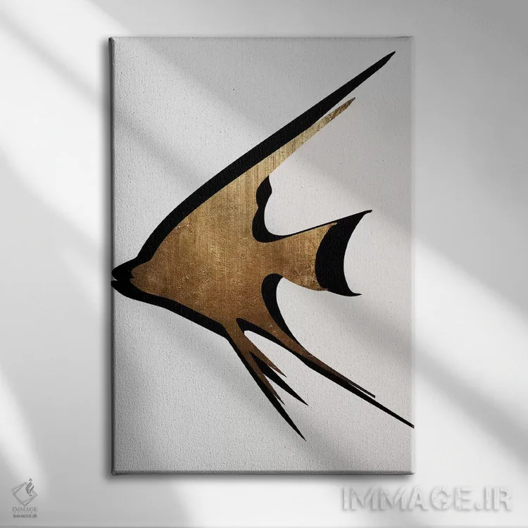 تابلو مینیمال ماهی طلایی اثر کوبیستیکا - نمای روبهرو روی دیوار