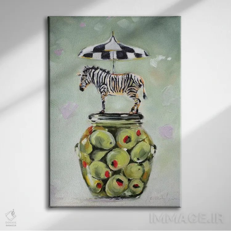 تابلو دکوراتیو راه راه و خال خالی اثر کارن وبر - نمای روبهرو روی دیوار