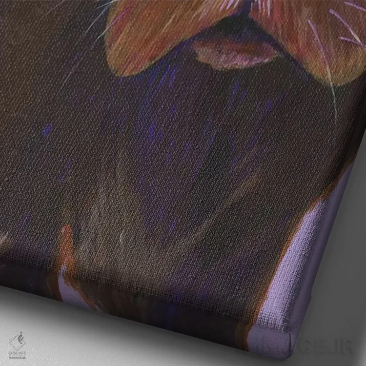 تابلو دکوراتیو لابرادور قهوه ای روی زمینه یاسی اثر کیرستین وود - نمای نزدیک بافت بوم