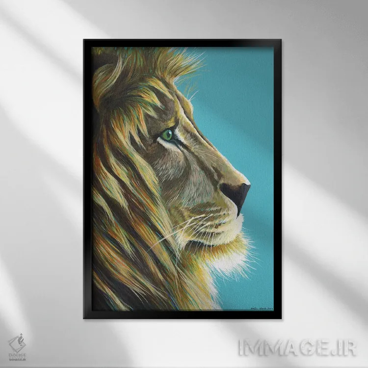 تابلو دکوراتیو شیرشاه اثر کیرستین وود - نمای قابدار مشکی