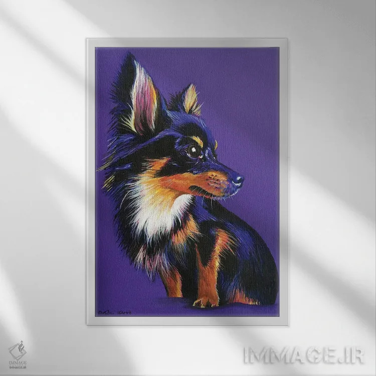 تابلو دکوراتیو چی واوا روی زمینه بنفش اثر کیرستین وود - نمای قابدار سفید