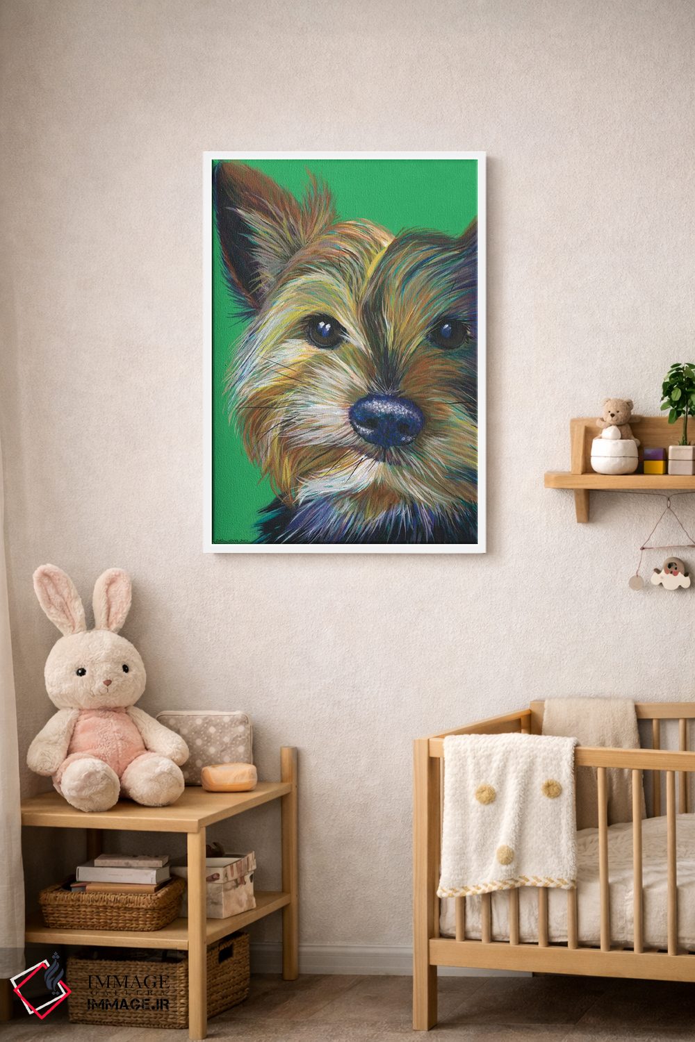 تابلو دکوراتیو یورکشایر تریر روی زمینه زمردی اثر کیرستین وود - D3W