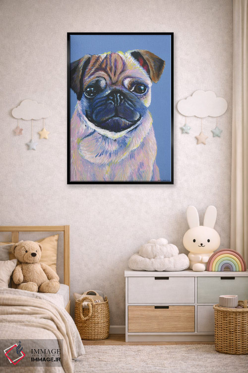 تابلو دکوراتیو پاگ روی زمینه آبی اثر کیرستین وود - D5B