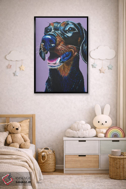 تابلو دکوراتیو داشهوند روی زمینه یاسی اثر کیرستین وود - D5B