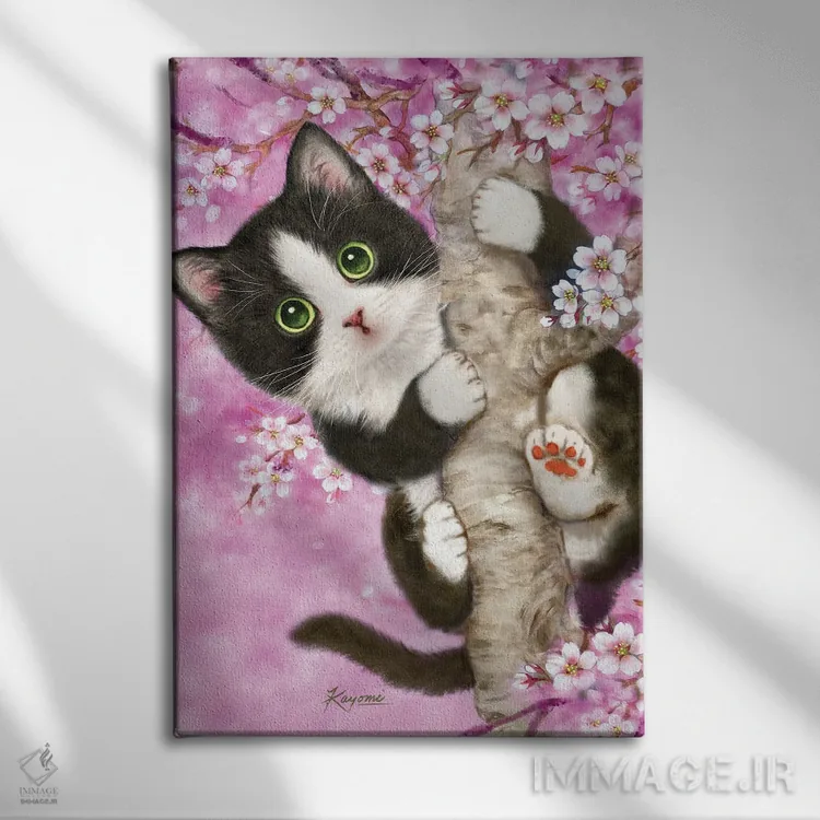 تابلو دکوراتیو نگهبان درخت گیلاس اثر کایومی هارای - نمای روبهرو روی دیوار