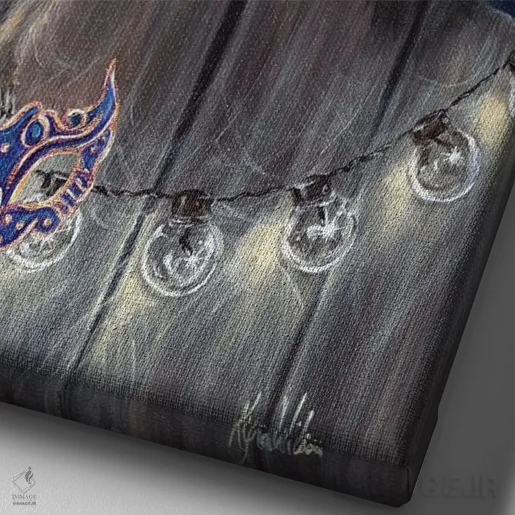 تابلو دکوراتیو بالماسکه اثر کایرا ویلسون - نمای نزدیک بافت بوم