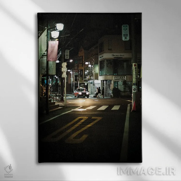 تابلو دکوراتیو تاکسی به گذشته اثر کنزو ایجیری - نمای روبهرو روی دیوار