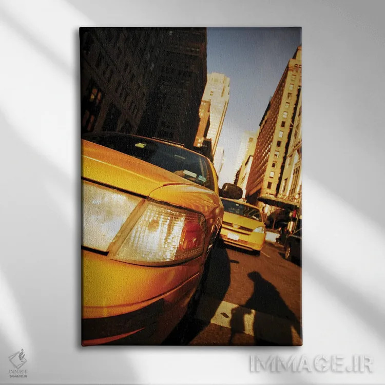 تابلو دکوراتیو خنکای آفتابی در شهر اثر کنزو ایجیری - نمای روبهرو روی دیوار