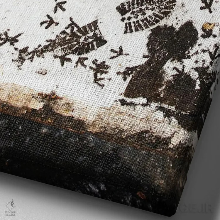 تابلو دکوراتیو رد پاها اثر کنزو ایجیری - نمای نزدیک بافت بوم