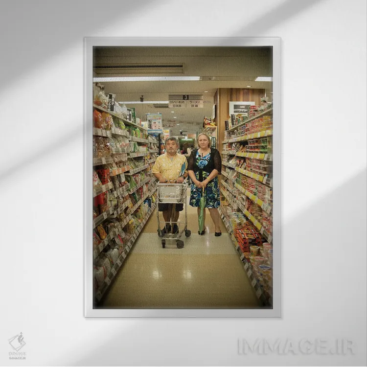 تابلو دکوراتیو راهروی پدر و مادر ۳ اثر کنزو ایجیری - نمای قابدار سفید