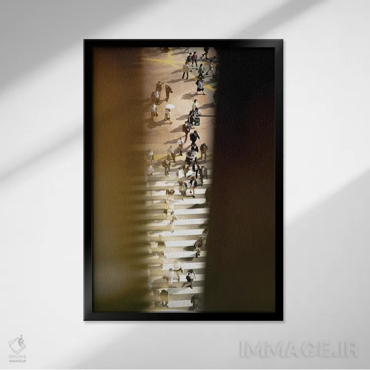 تابلو دکوراتیو تقاطع شیبویا ۳ اثر کنزو ایجیری - نمای قابدار مشکی